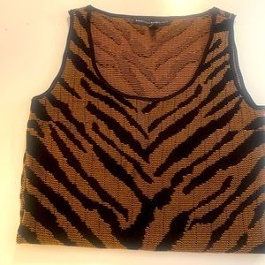 Leopard print U-shaped shell.